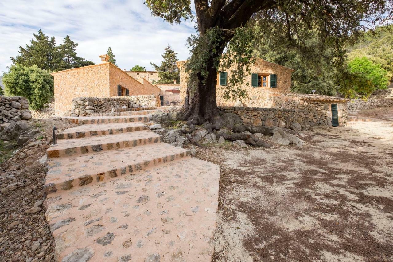 Agroturismo Son Alzines Lluc Exterior photo