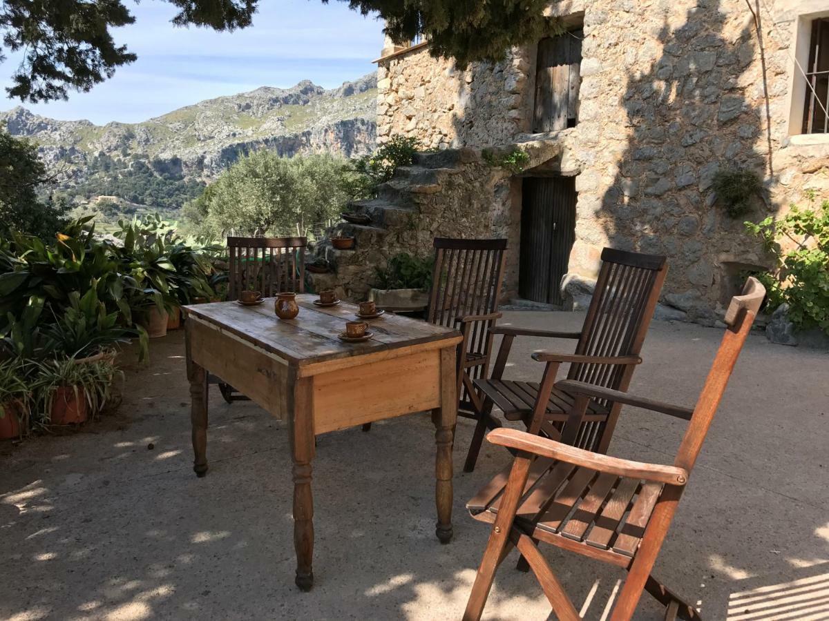 Agroturismo Son Alzines Lluc Exterior photo