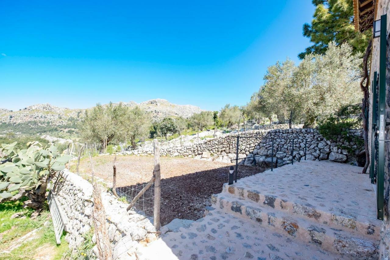 Agroturismo Son Alzines Lluc Exterior photo